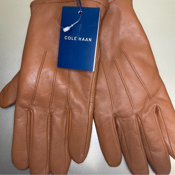 NWT Cole Haan Women's Leather Touch Screen Gloves in British Tan - Size XL - Picture 4 of 8